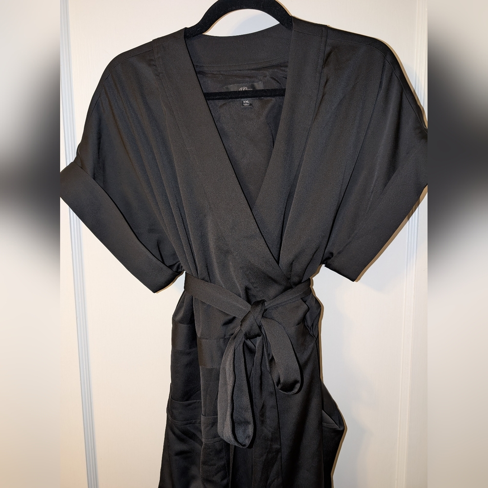 Elegant Black Women's Robe